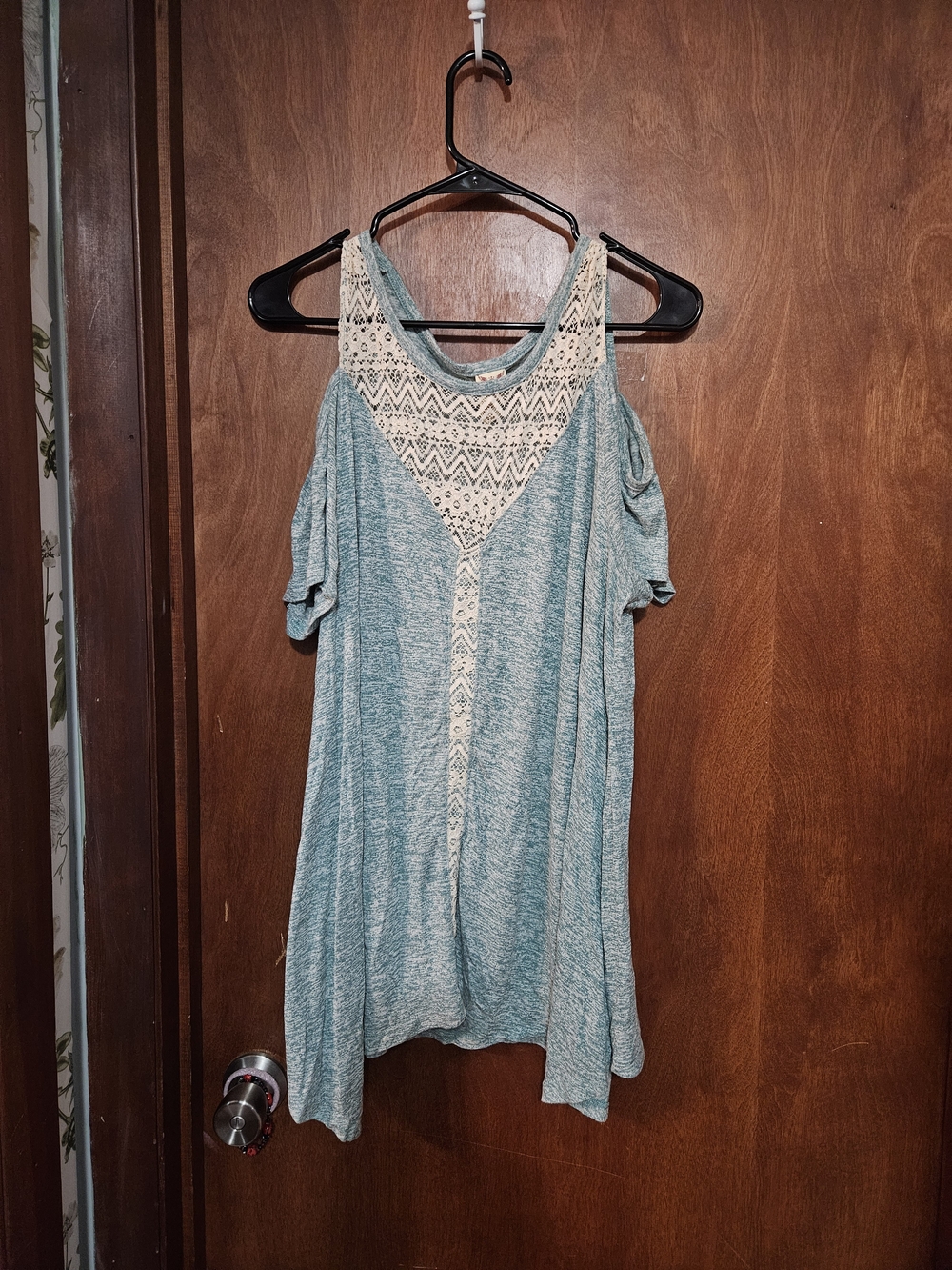 Faded Glory Teal Cold-Shoulder Tank with Cream Crochet Yoke